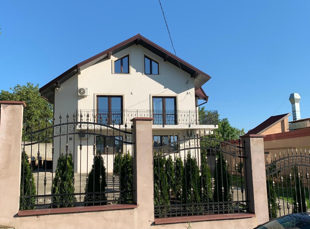 Apartament Micsunelelor Cu Parcare Privata Iasi Eksteriør billede